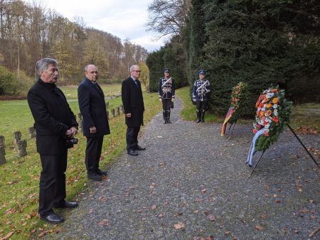 Trompeter Florian Gräf, Vorsitzender Sven Scharnhorst, Vorsitzender des Kreisverbandes Paderborn Manfred Müller, Landrat Christoph Rüther, Kreisgeschäftsführer Heinrich Vogt